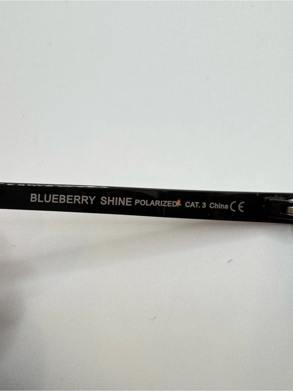 Blenders Blueberry Polarized Mirrored Sunglasses NWOT